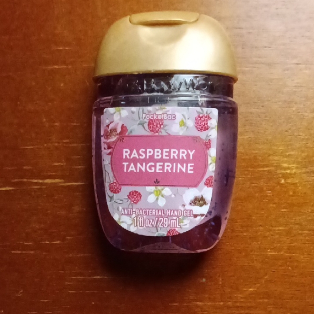 Bath & Body Works Raspberry Tangerine Hand Gel - Pink - Picture 3 of 3